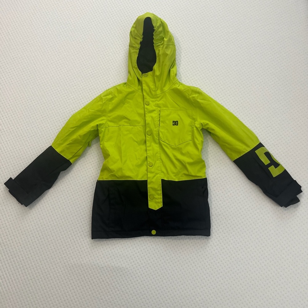 DC. Ski jacket. Black and neon green. Kids 10/M